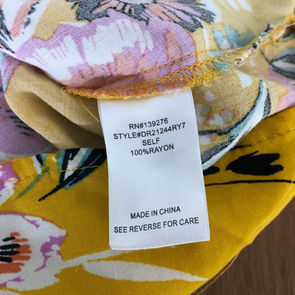 DR2 Women's Yellow Floral High Low Blouse Sz M - Picture 7 of 11